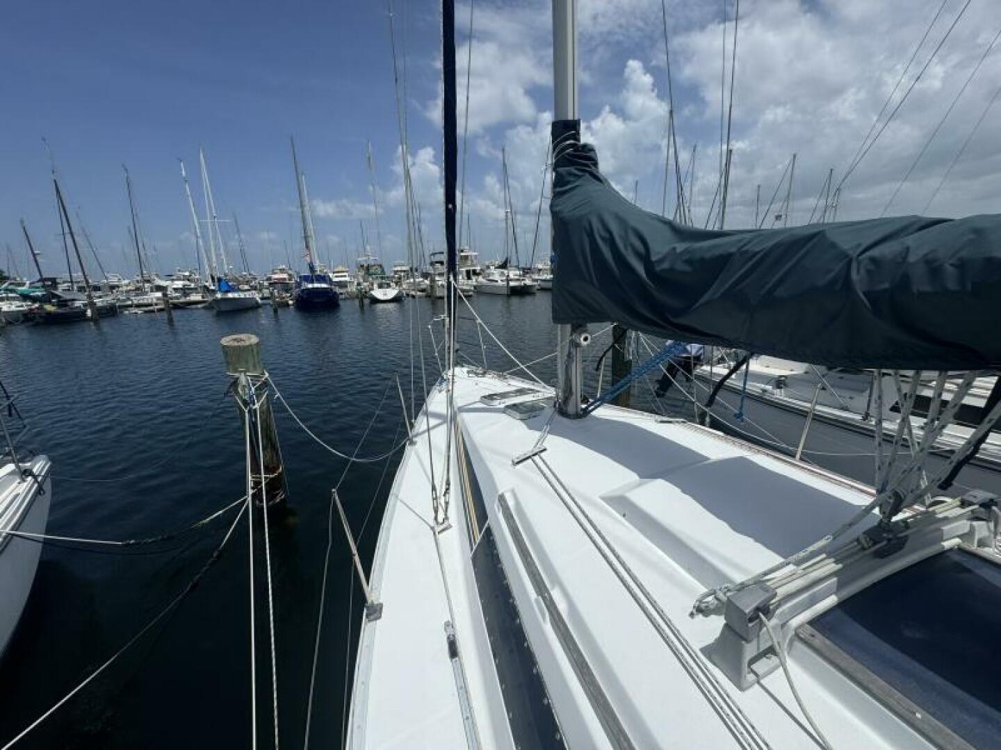 28ft Beneteau Yacht For Sale