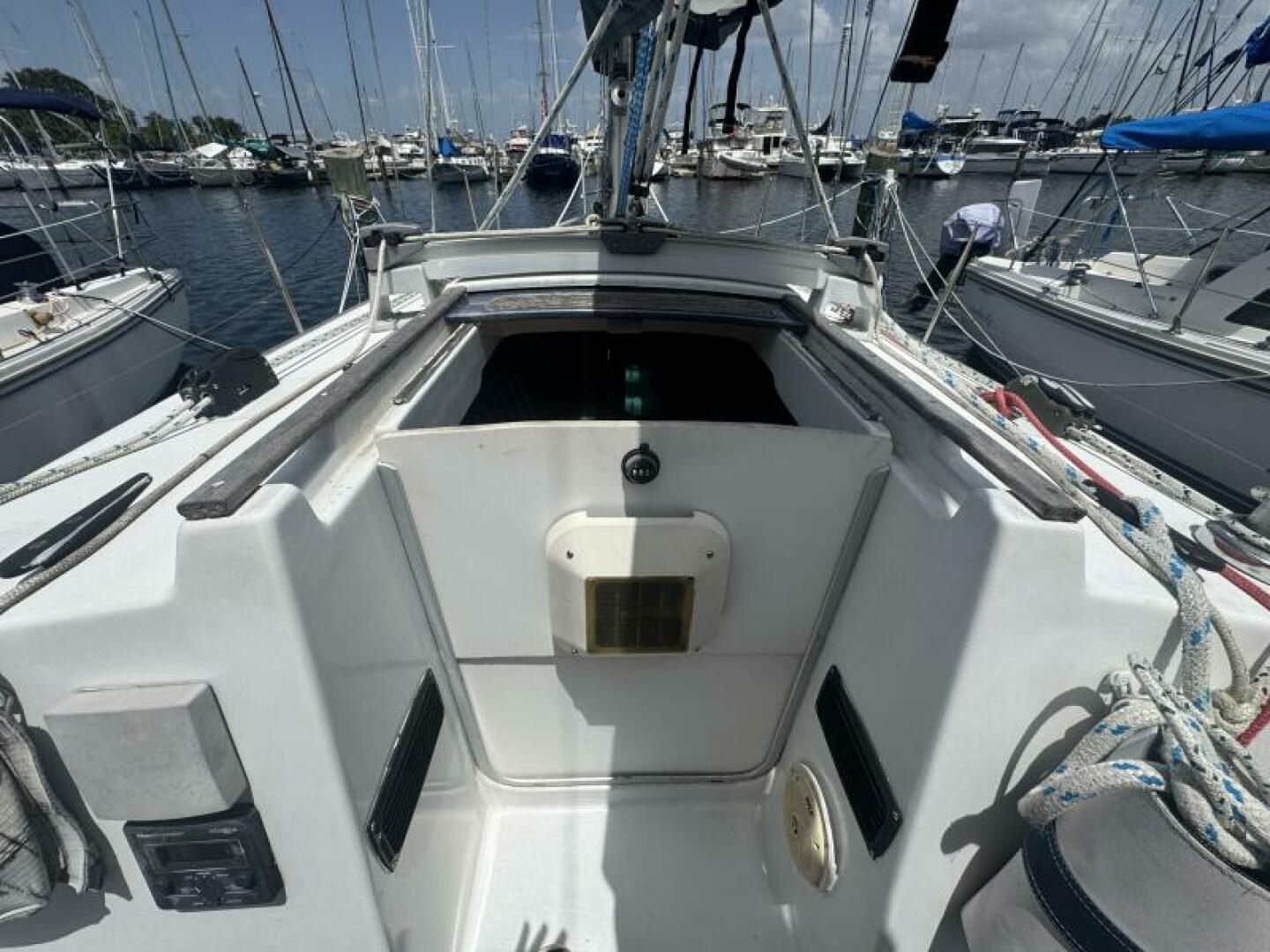 28ft Beneteau Yacht For Sale
