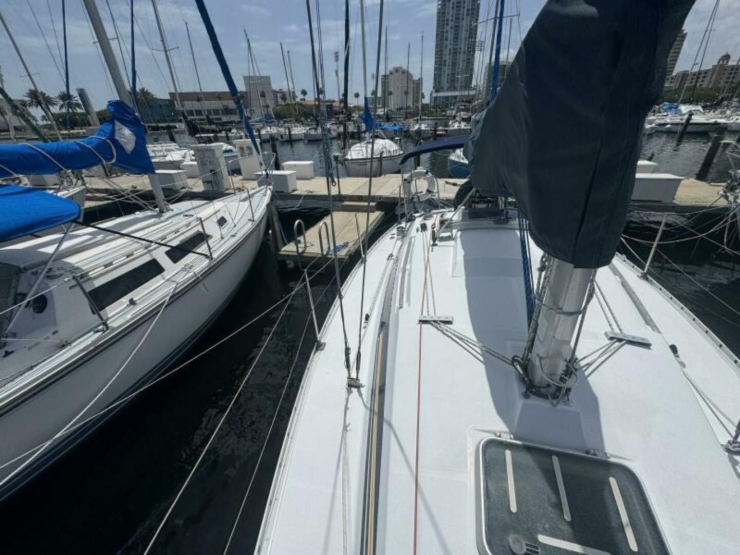 28ft Beneteau Yacht For Sale