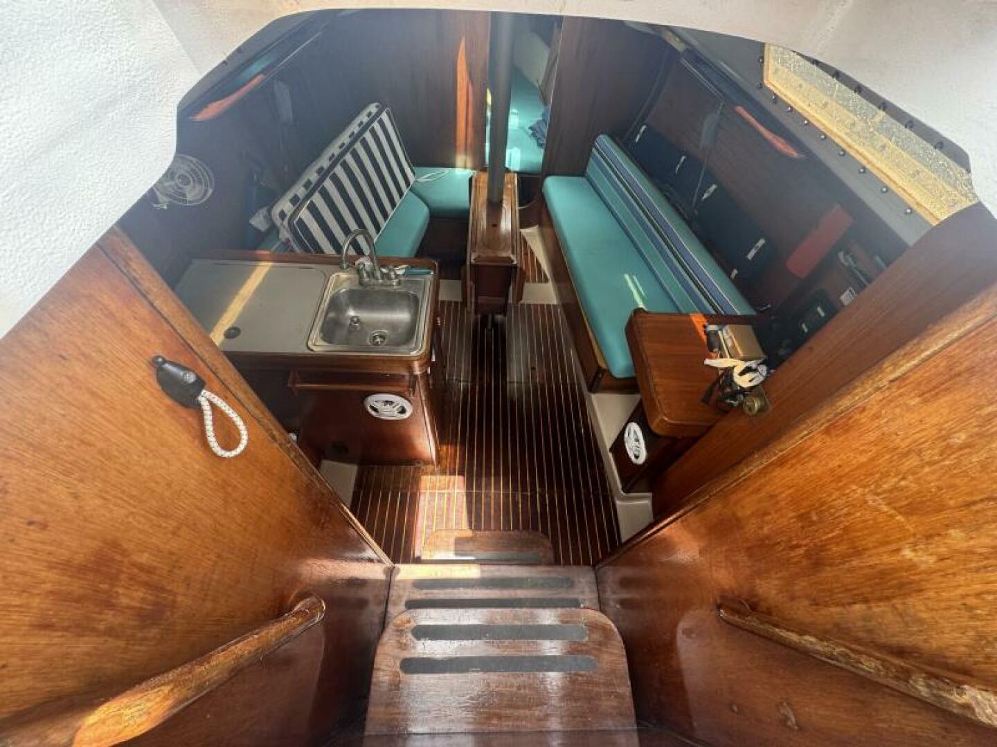 28ft Beneteau Yacht For Sale