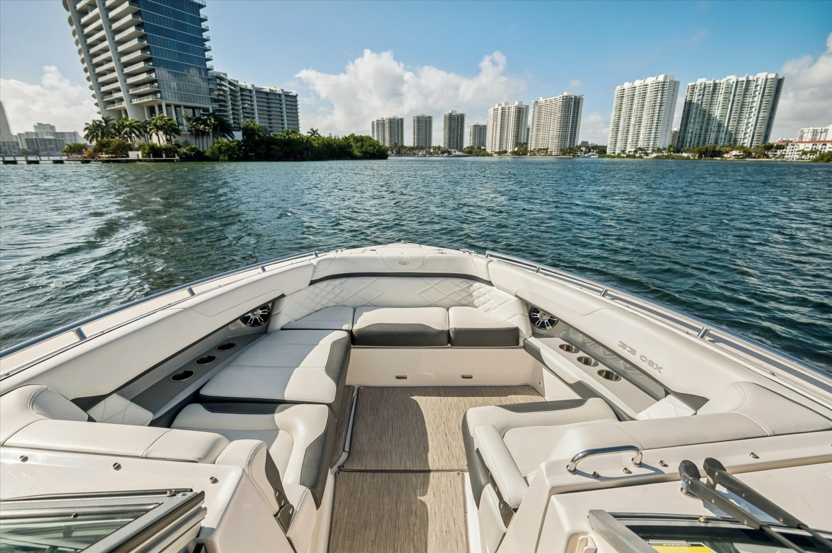 Sea Senor 33ft Regal Yacht For Sale