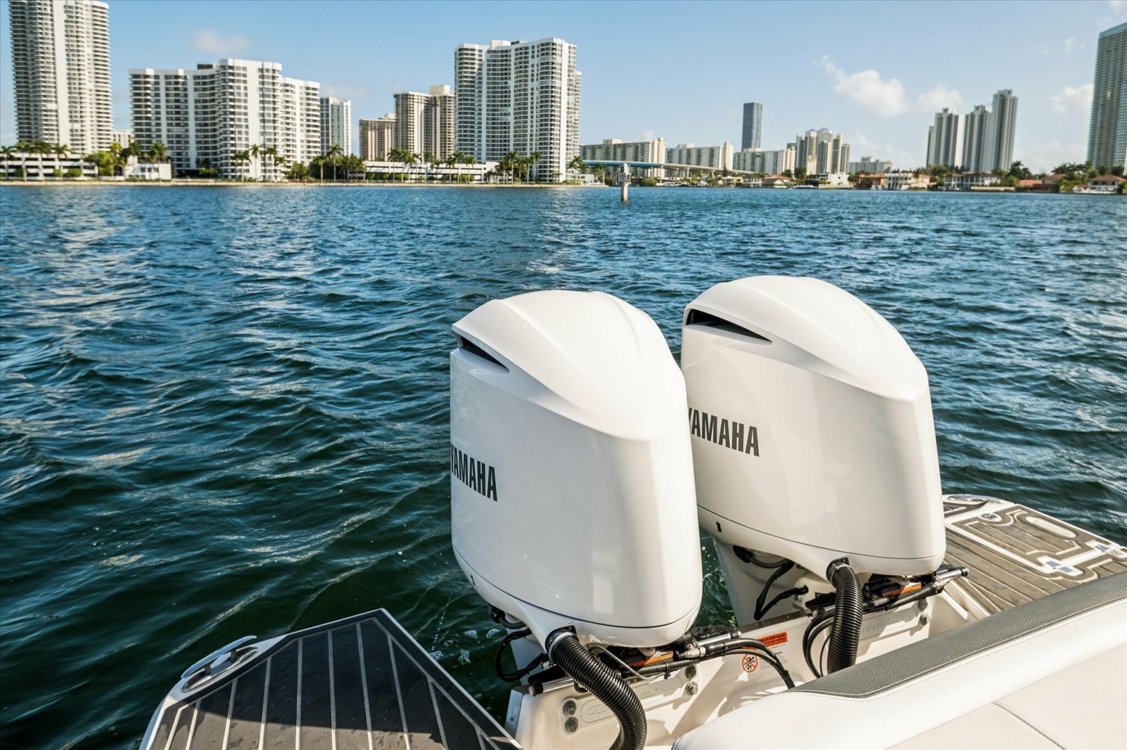 2019 Regal 33 OBX