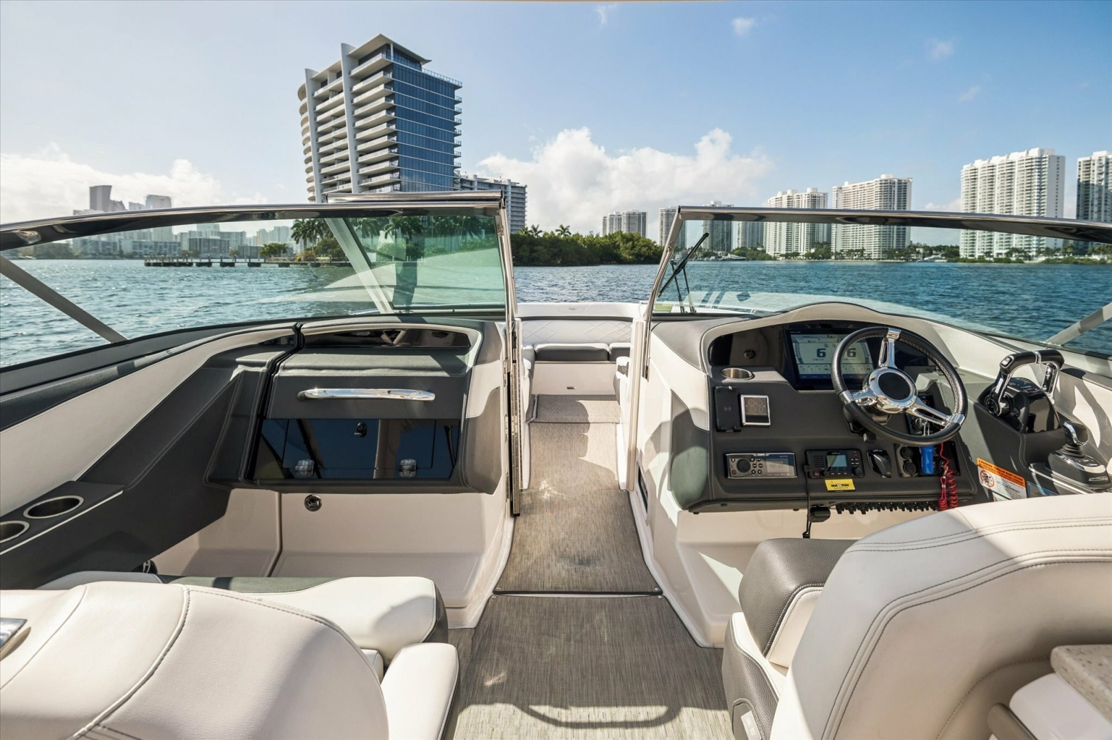 2019 Regal 33 OBX