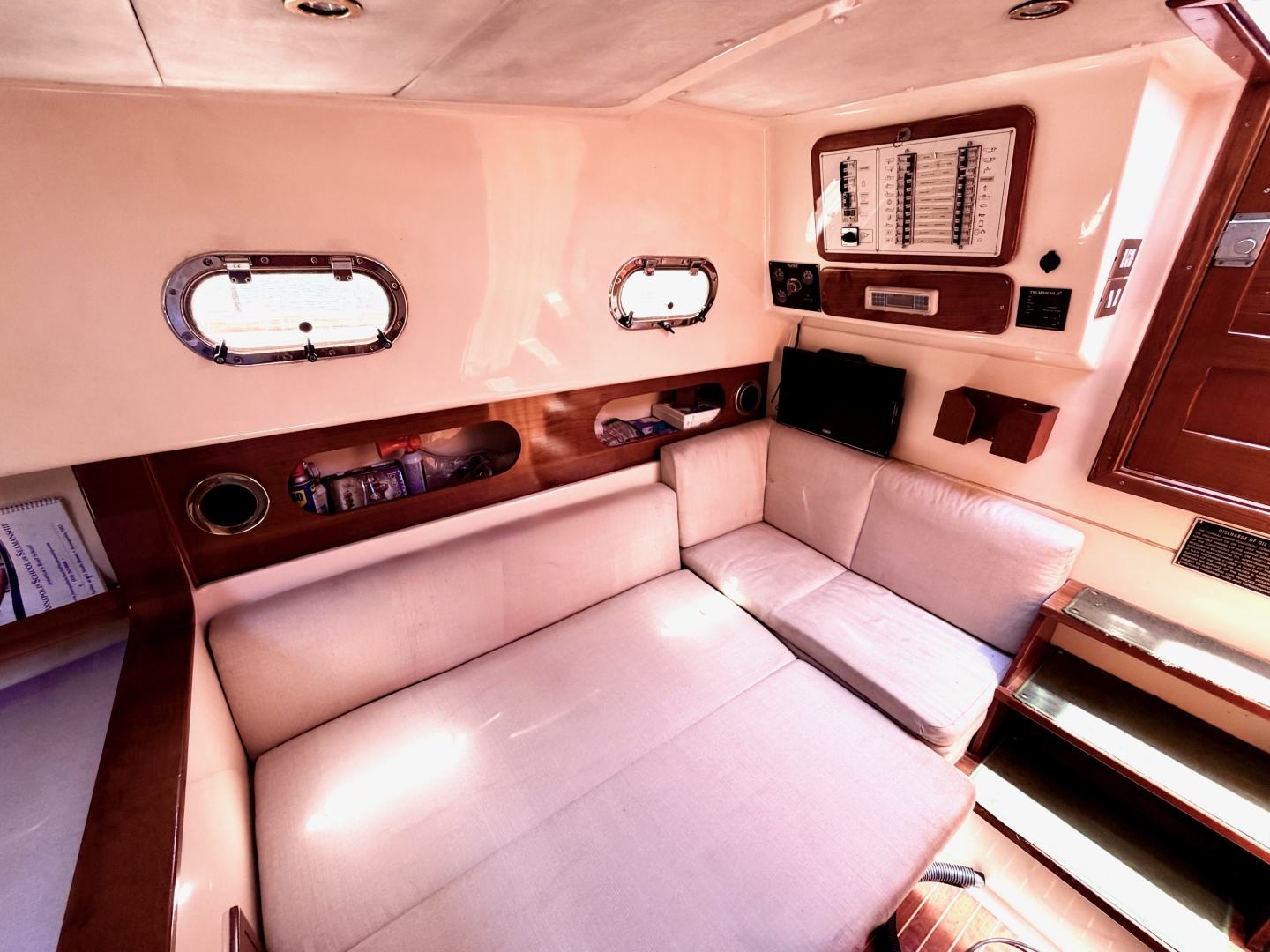 Bella 24ft Apreamare Yacht For Sale