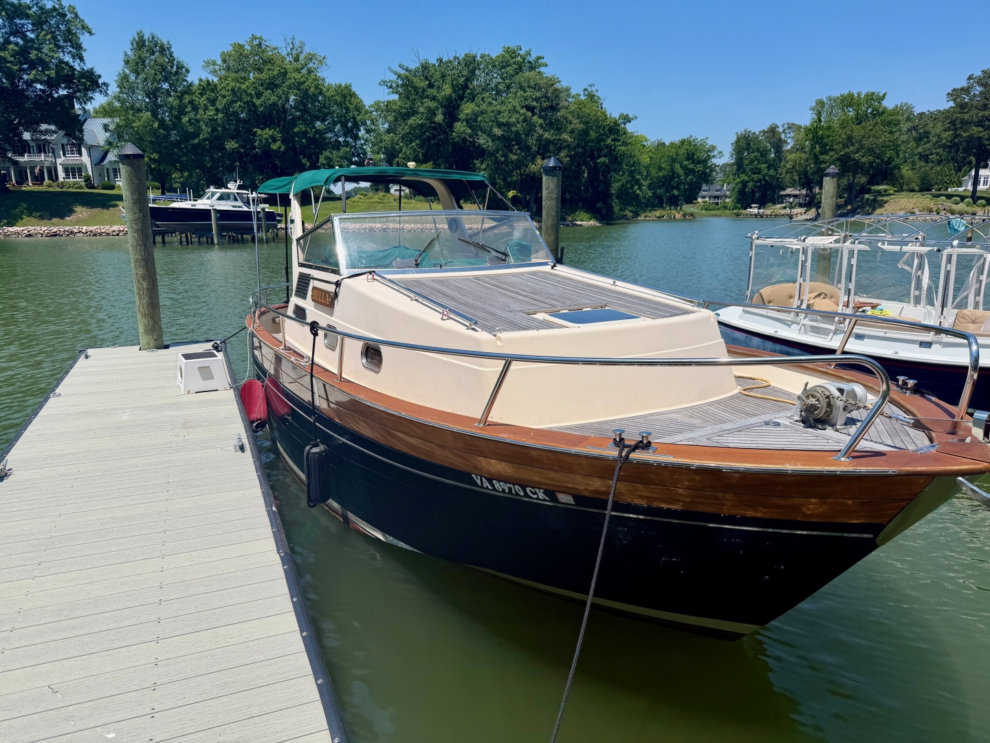 Bella 24ft Apreamare Yacht For Sale