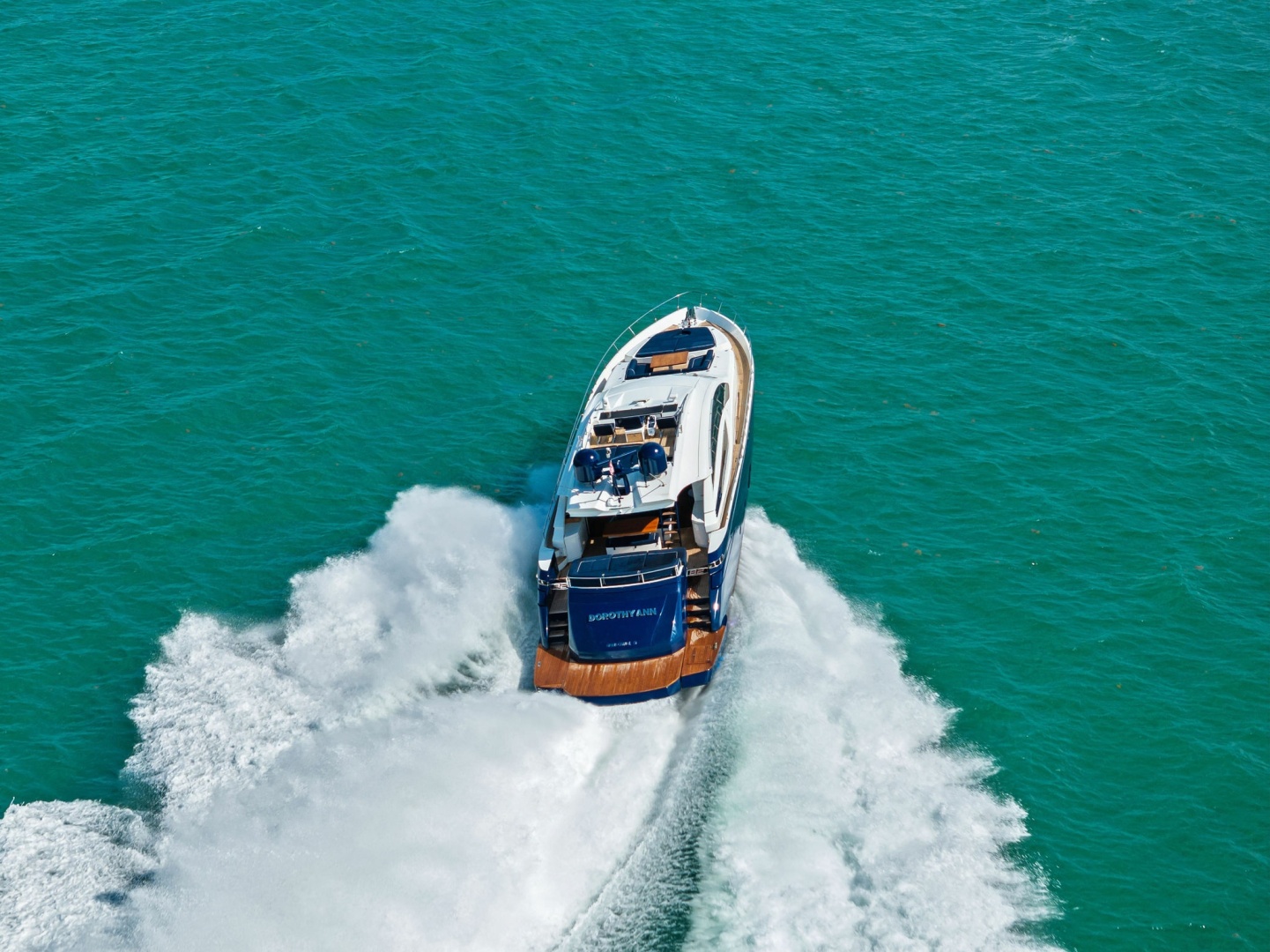 Pershing 82 — DOROTHY ANN - Photo 5