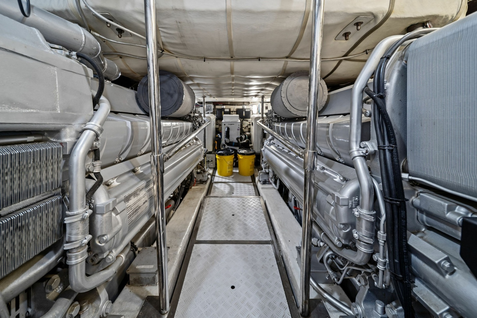 Pershing 82 — DOROTHY ANN - Photo 44
