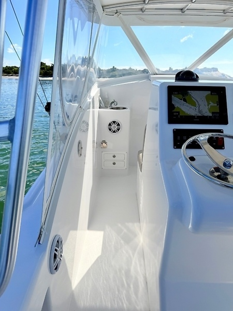 Rare Breed 27ft Custom Carolina Yacht For Sale Rare Breed 27ft Custom Carolina Yacht For Sale