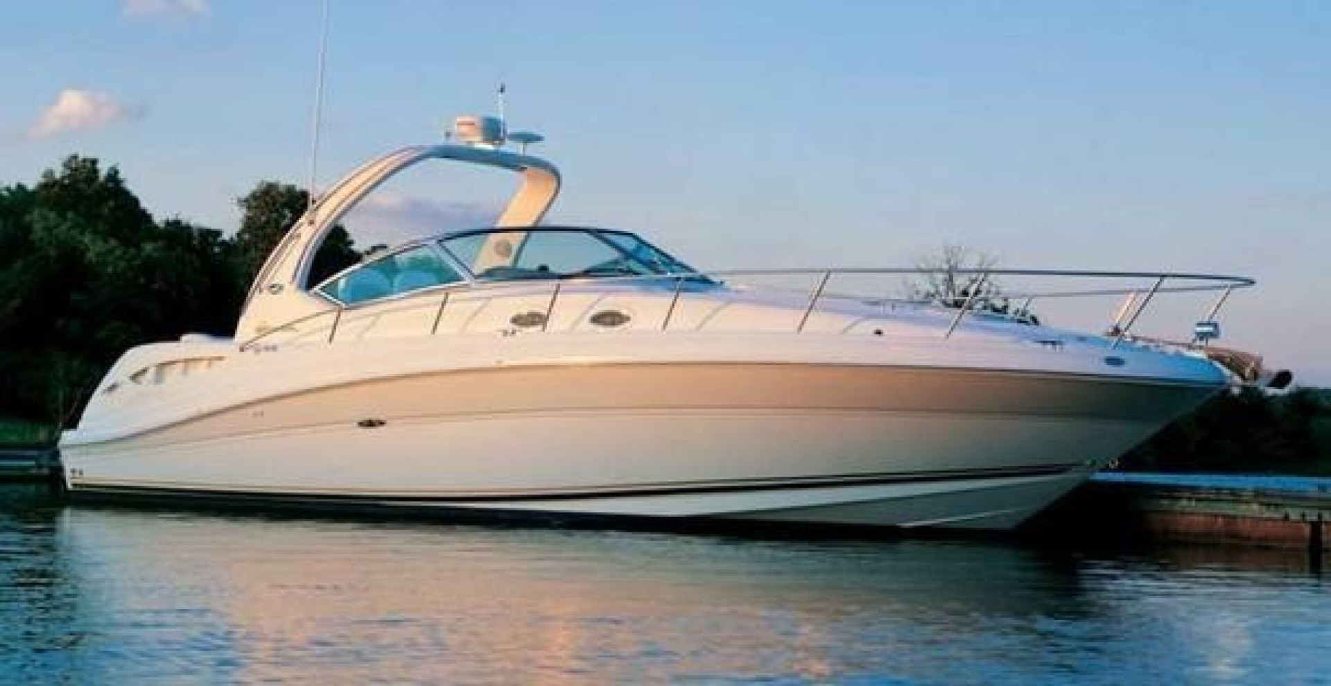 The Beach House 34ft Sea Ray Yacht For Sale