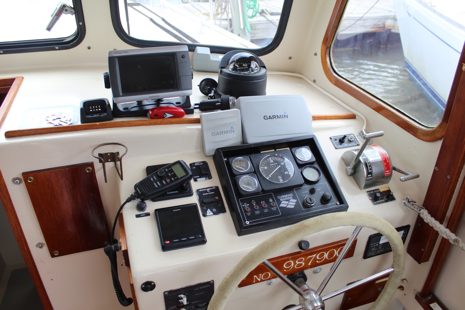 SOUTHPAW 31ft Duffy Yacht For Sale