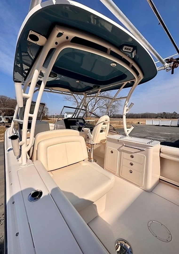 27ft Grady White Yacht For Sale