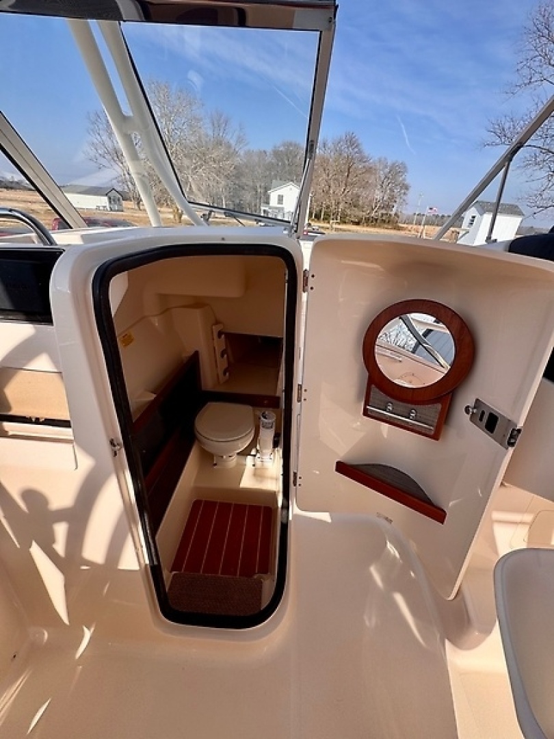 27ft Grady White Yacht For Sale