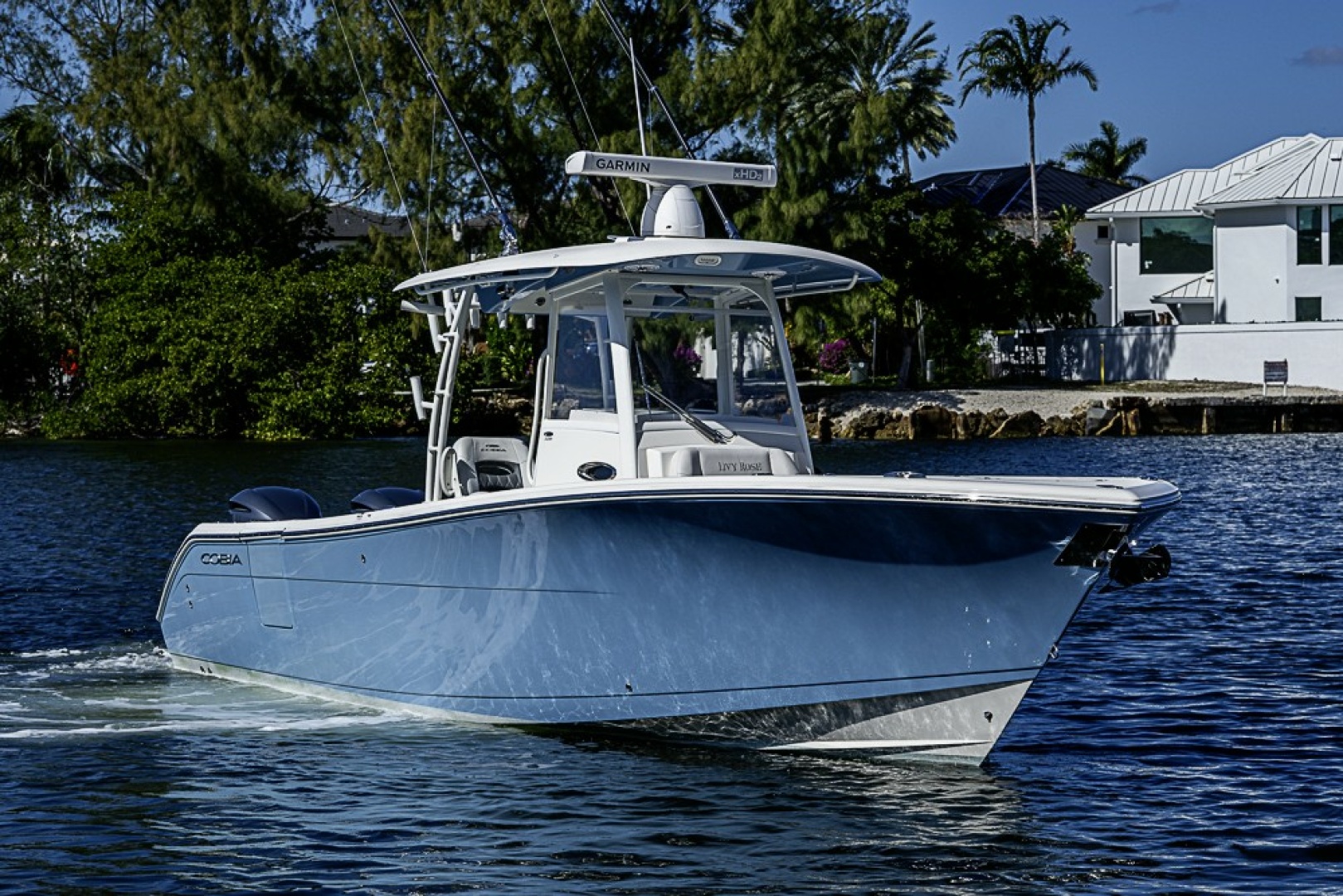 2021 Cobia 320 CC