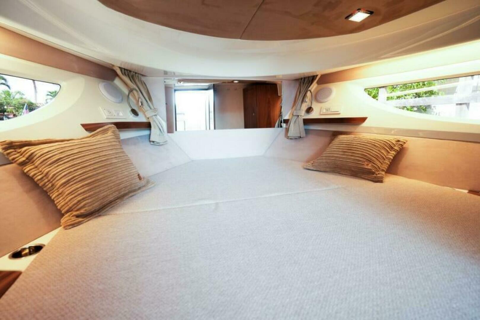 2026 Marex 360 Cabriolet Cruiser