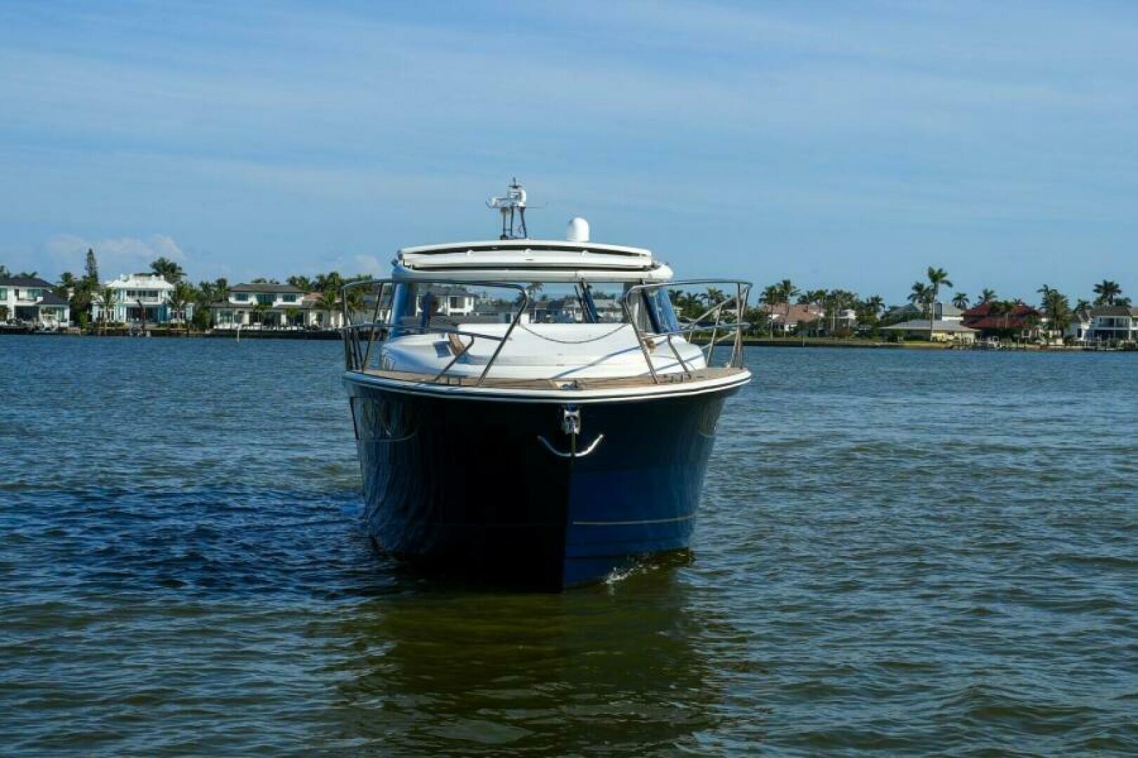 2026 Marex 360 Cabriolet Cruiser