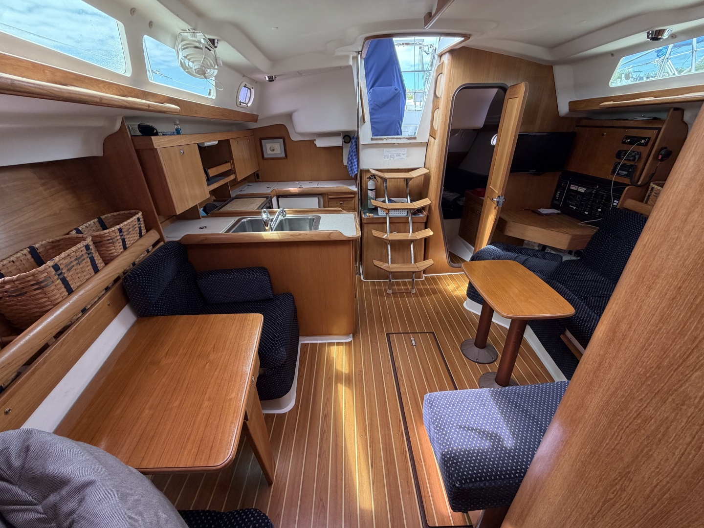 Nautilus 35ft Catalina Yacht For Sale