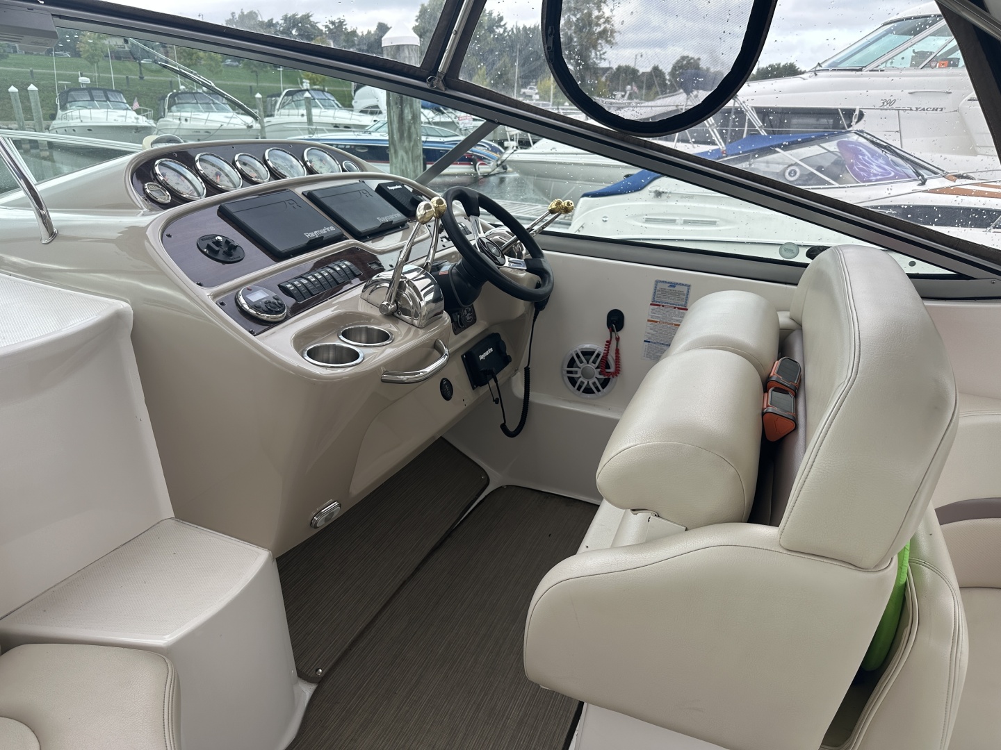 2005 Chaparral Signiyure 350