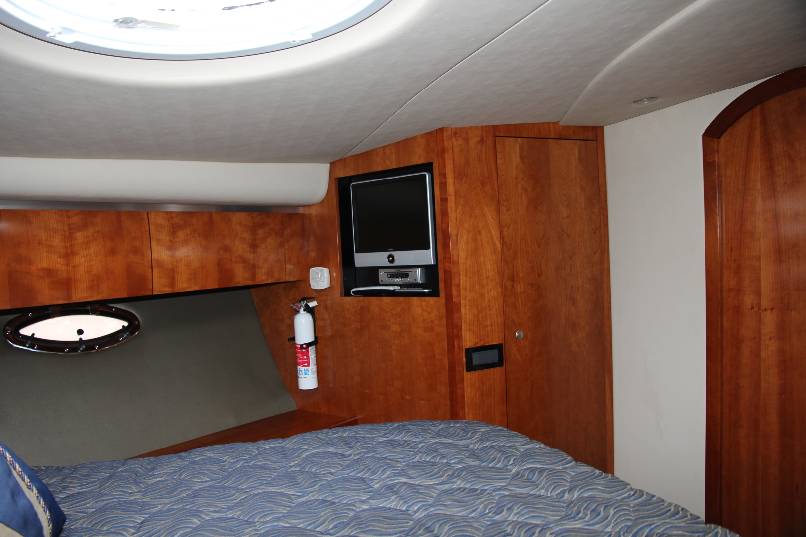 52ft Cruisers Yachts Yacht For Sale