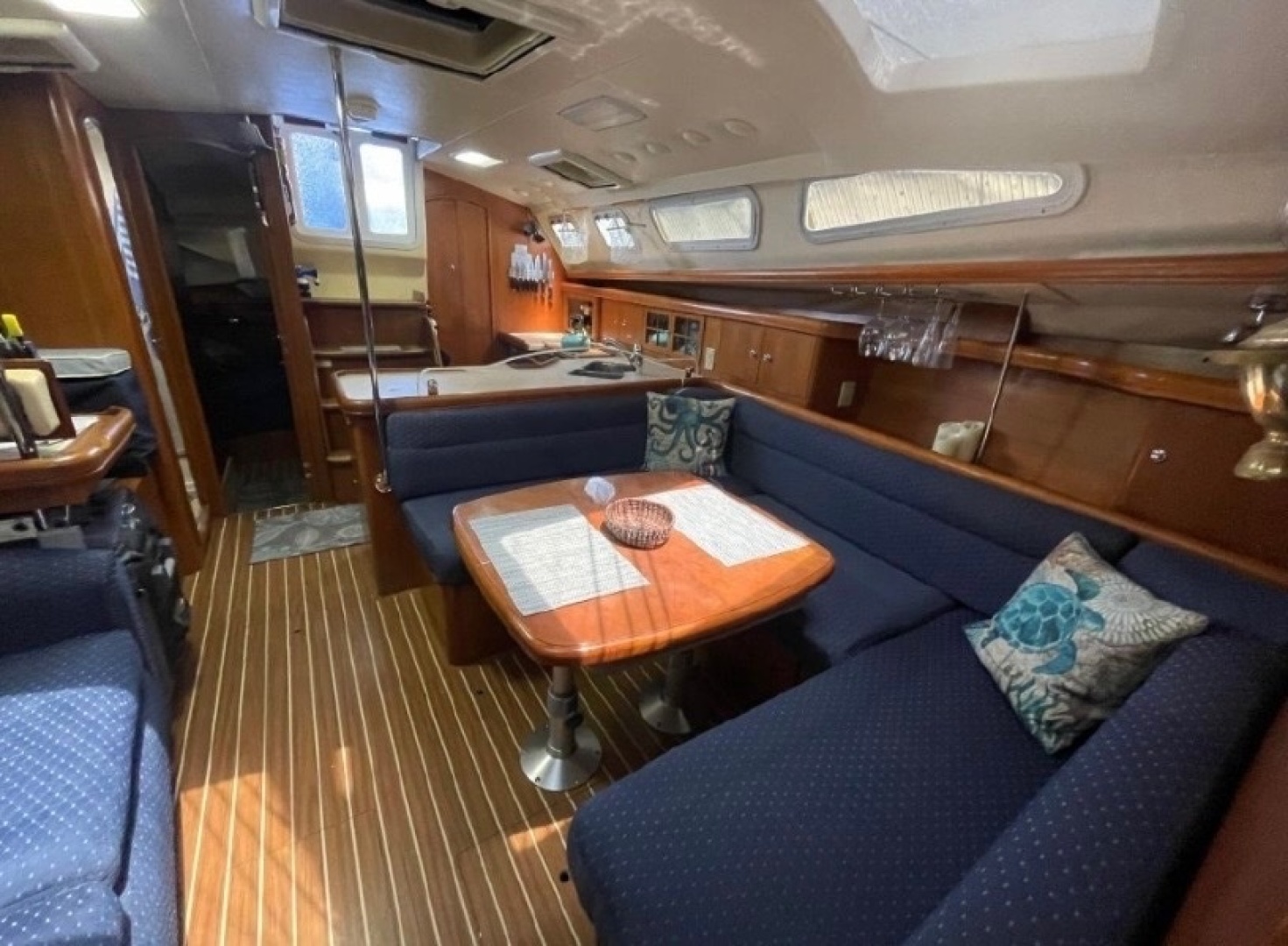 Serenity 41ft Hunter Yacht For Sale