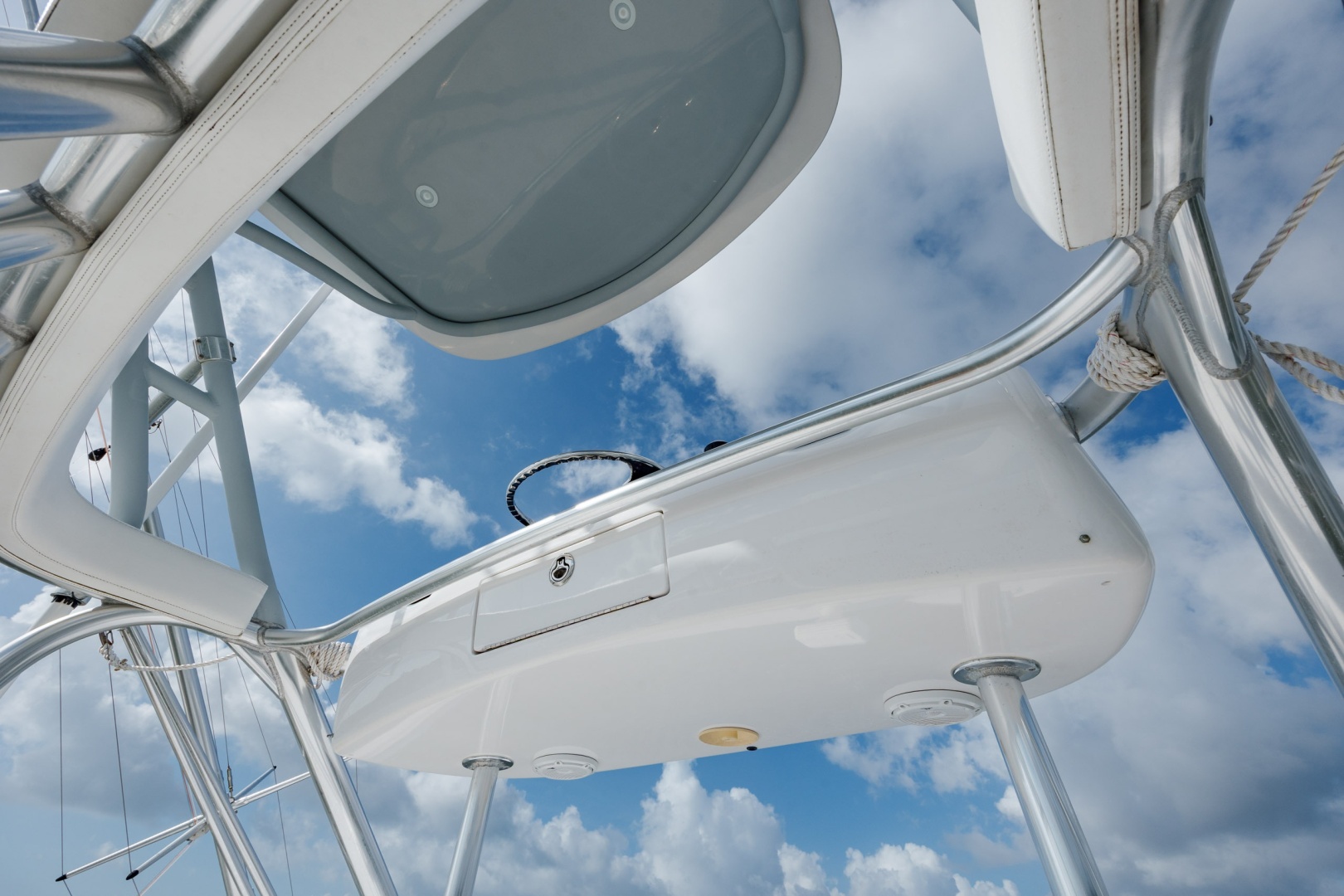 2015 Jarrett Bay Hardtop Express