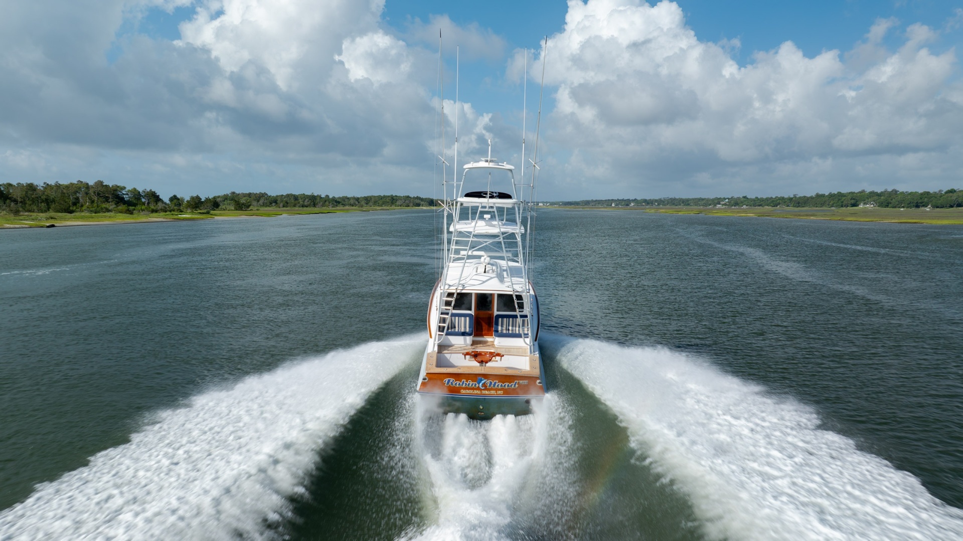 2015 Jarrett Bay Hardtop Express