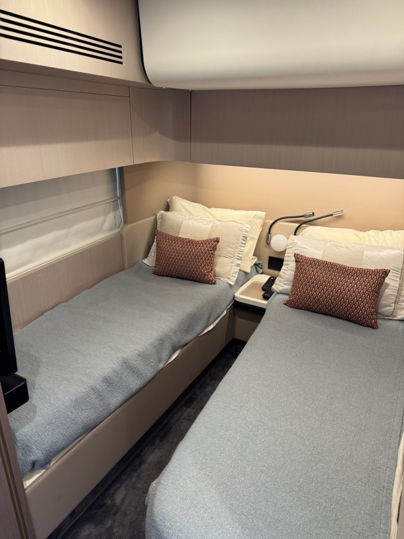 2021 Azimut 55 Fly
