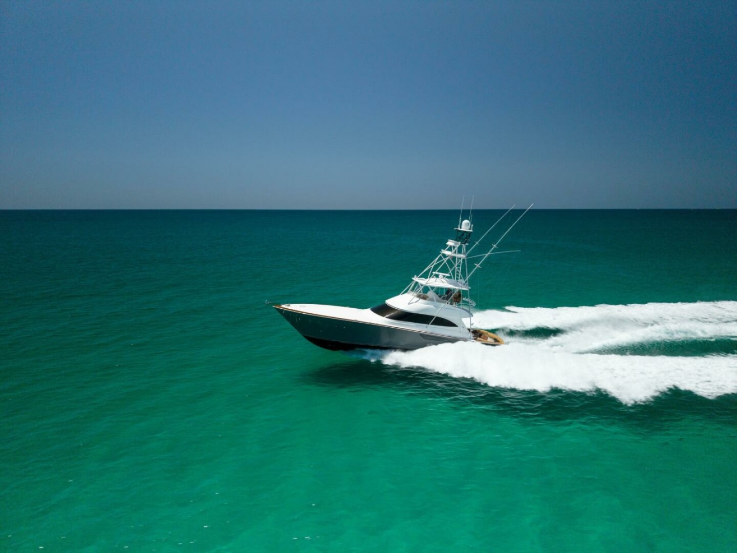 2015 Viking 62 Convertible- Gas Money