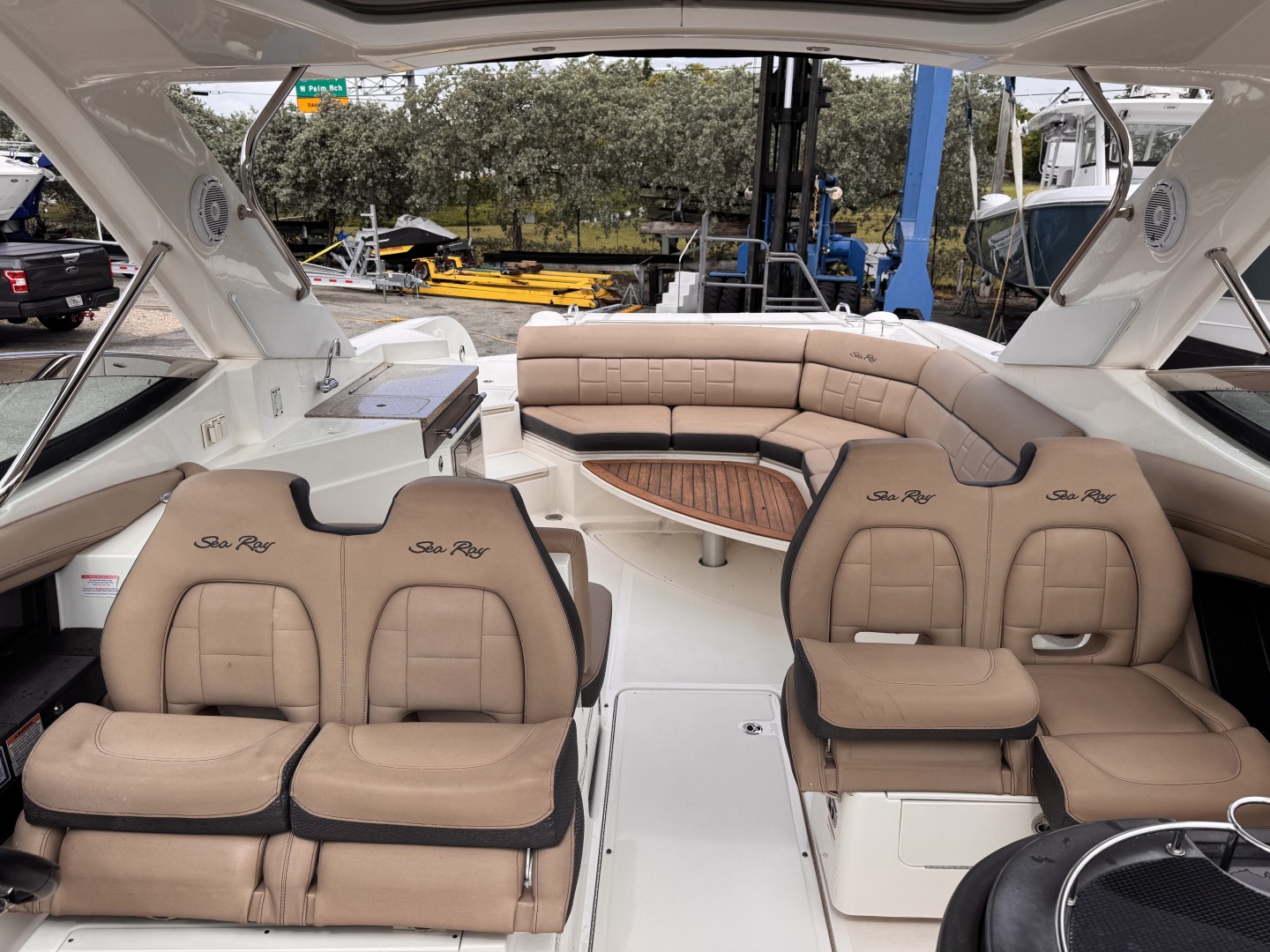 2016 Sea Ray 350 SLX
