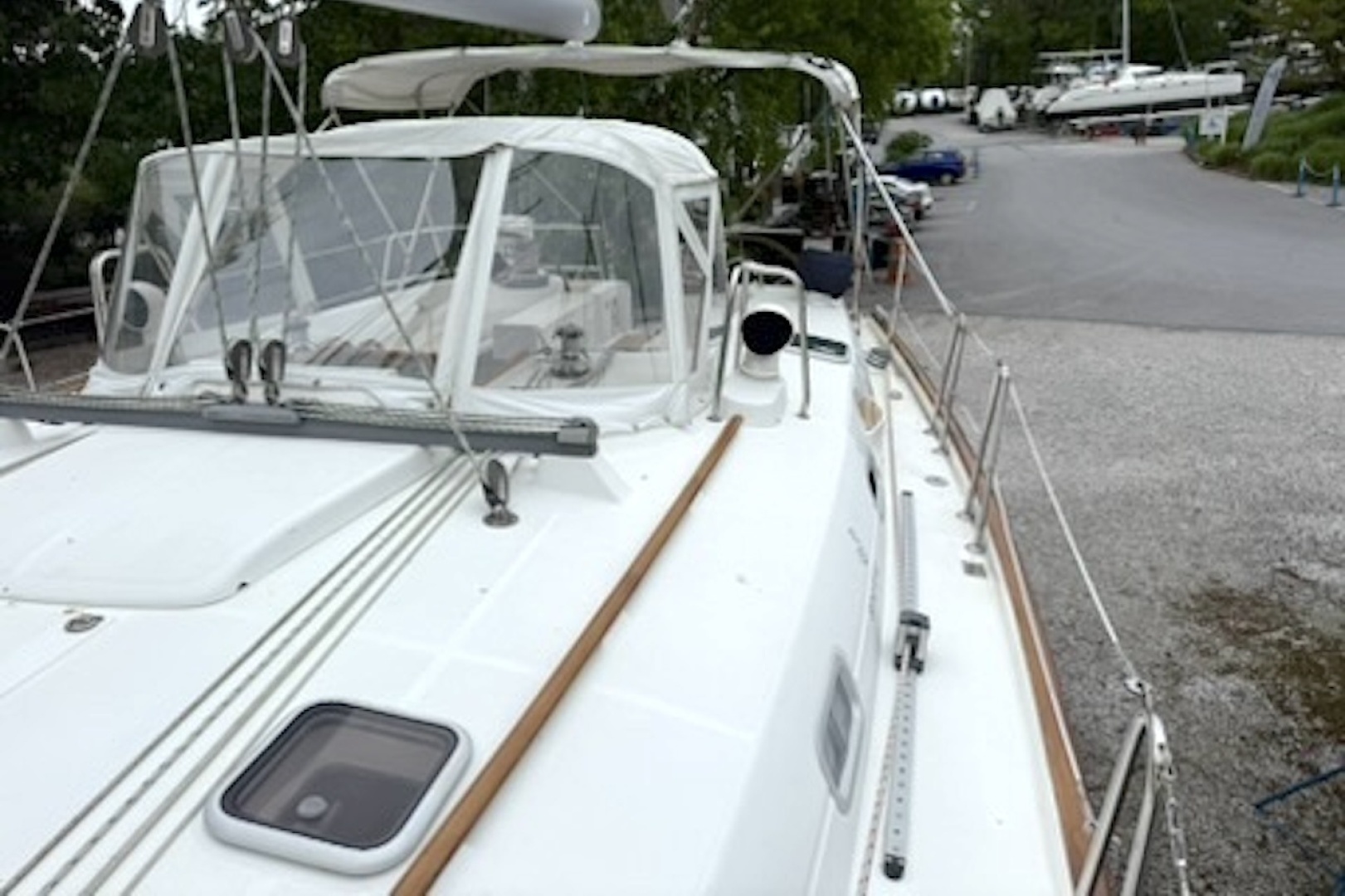2001 Beneteau 