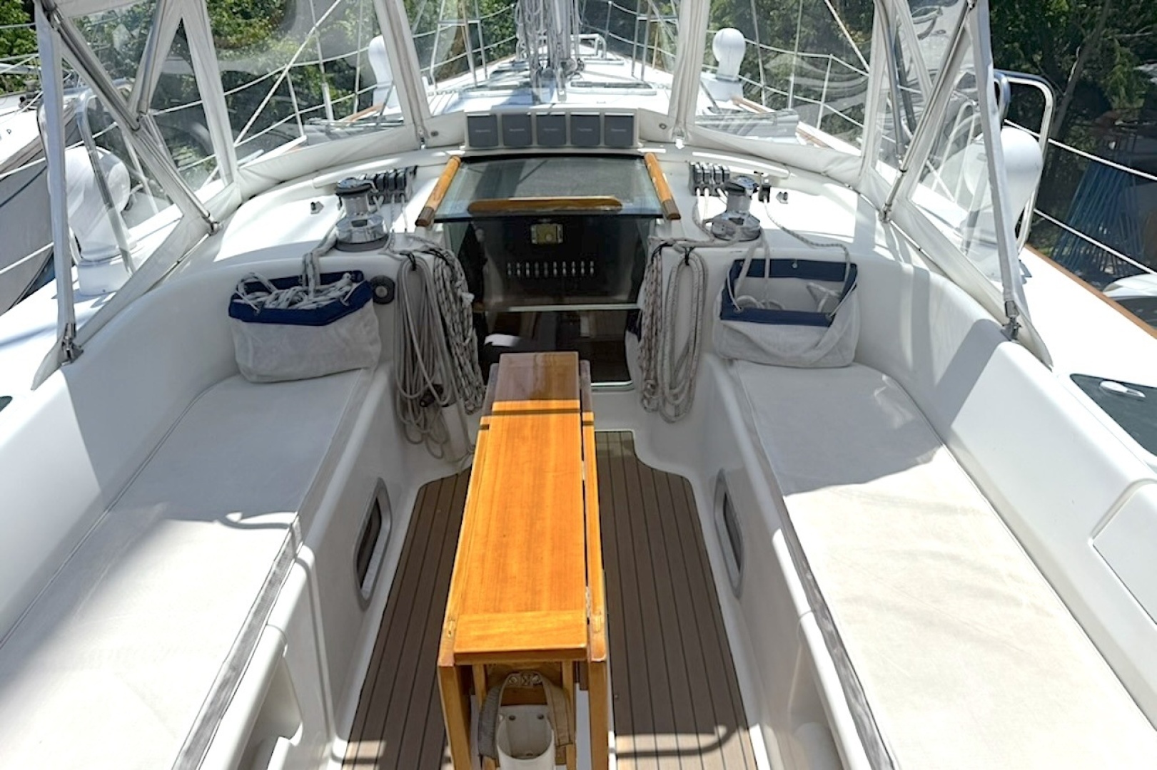 2001 Beneteau 