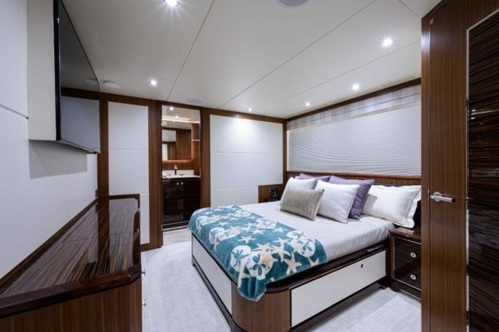 2019 Ocean Alexander Motoryacht 100
