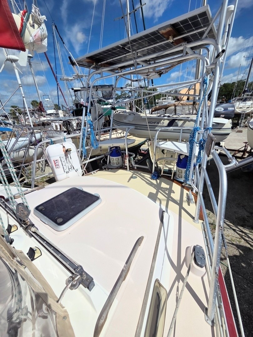 Radiance 41ft Morgan Yacht For Sale