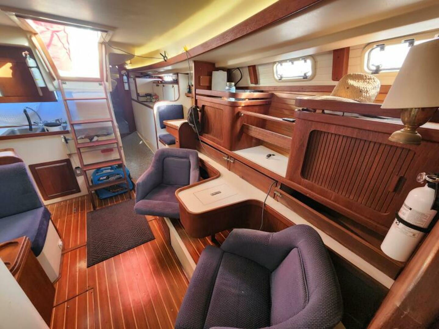 1990 Catalina Morgan Classic 41