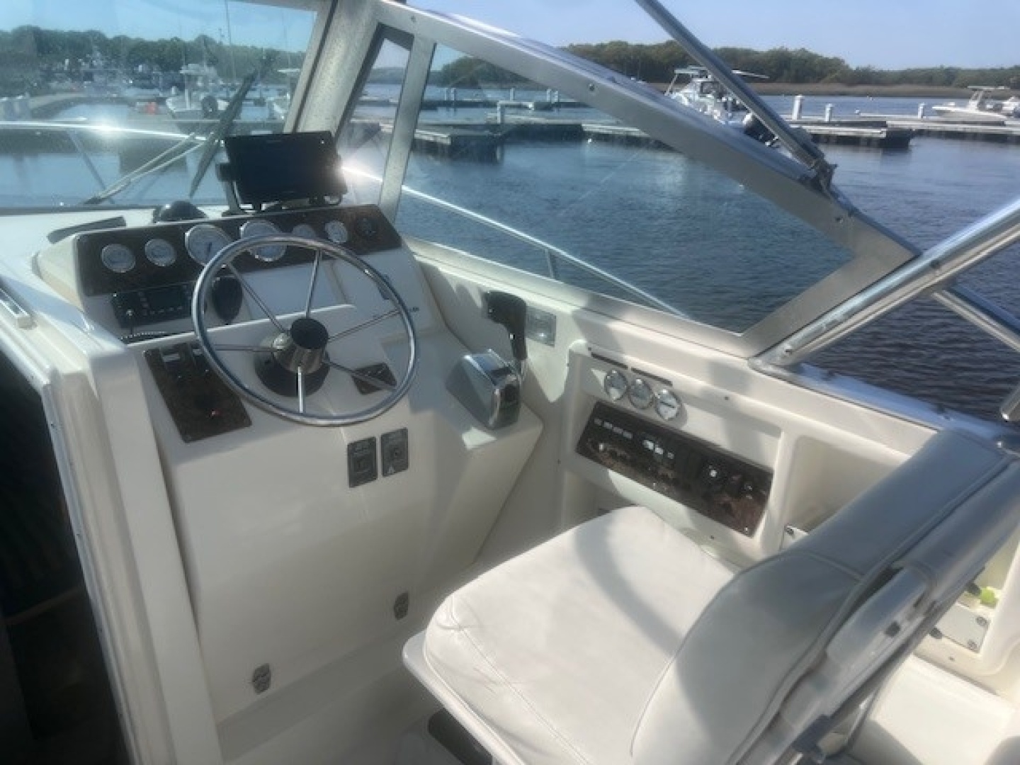 SWEET CLARALINE 28ft Pursuit Yacht For Sale SWEET CLARALINE 28ft Pursuit Yacht For Sale