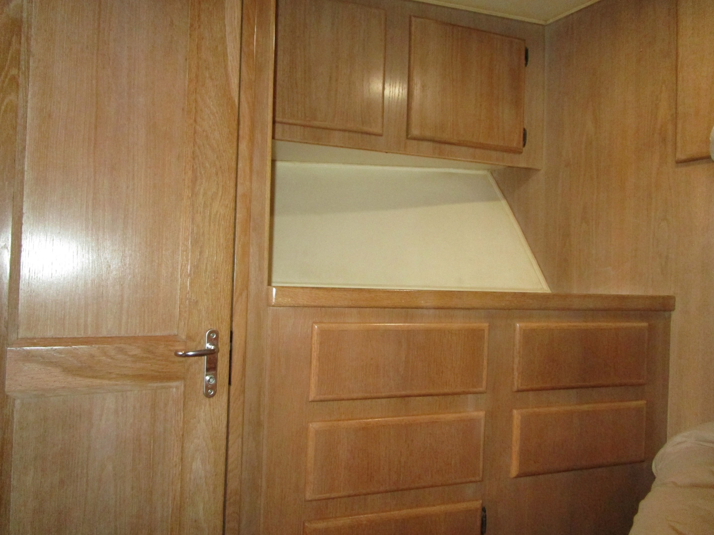 THIS OLD HATT 53ft Hatteras Yacht For Sale