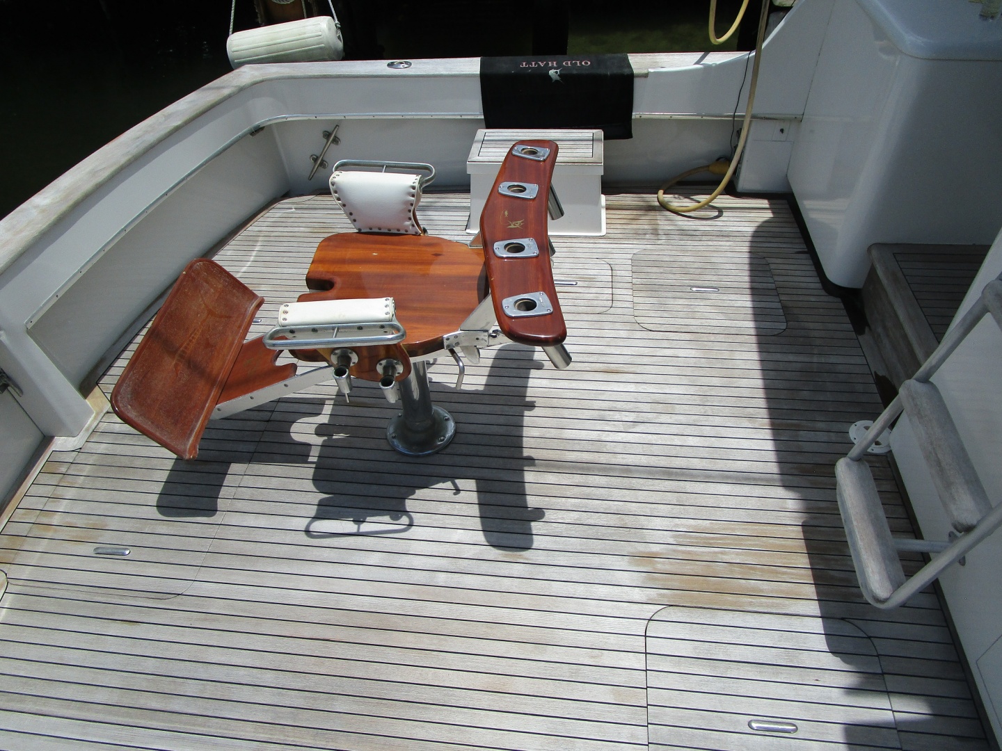 THIS OLD HATT 53ft Hatteras Yacht For Sale