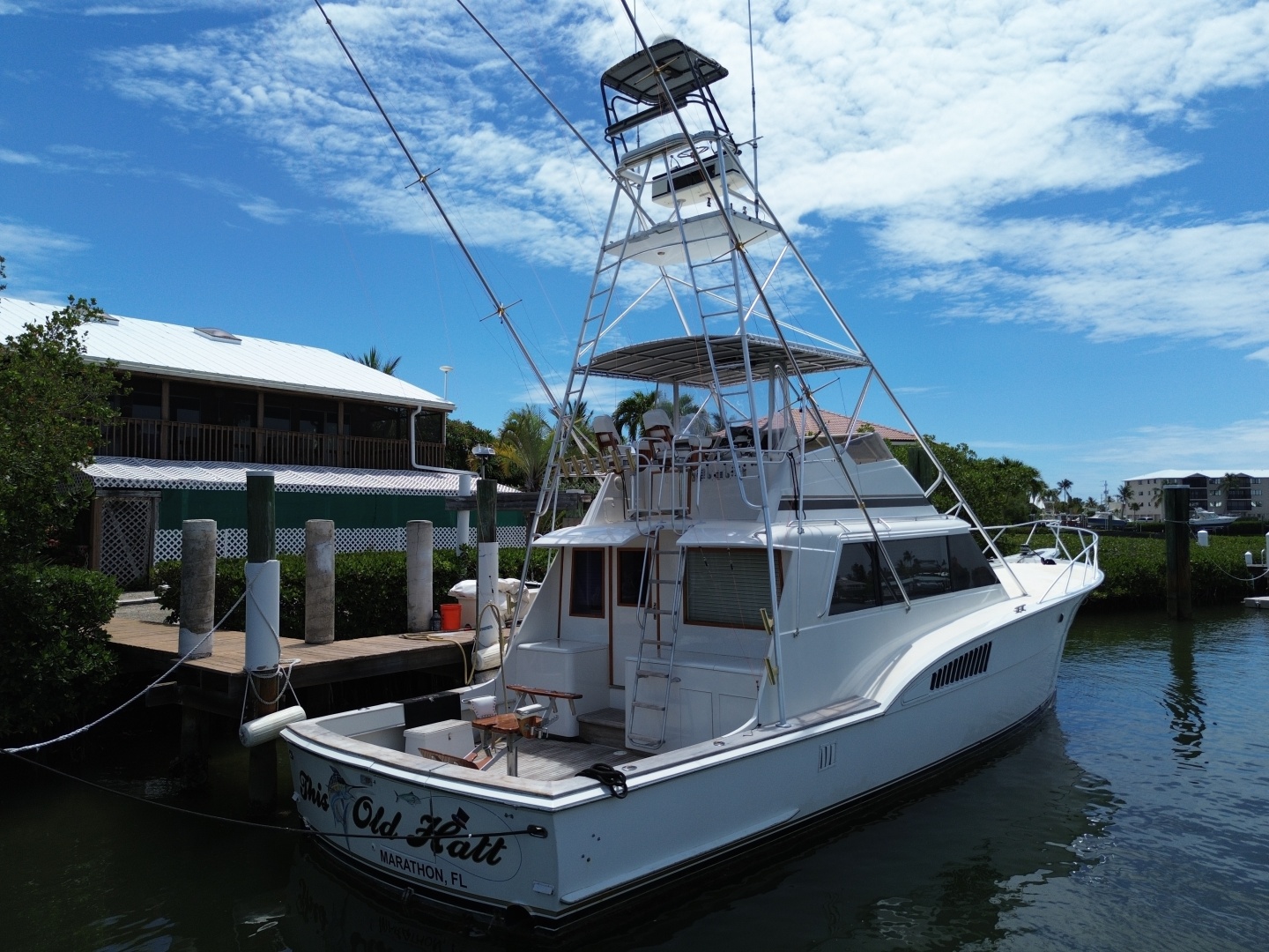 THIS OLD HATT 53ft Hatteras Yacht For Sale