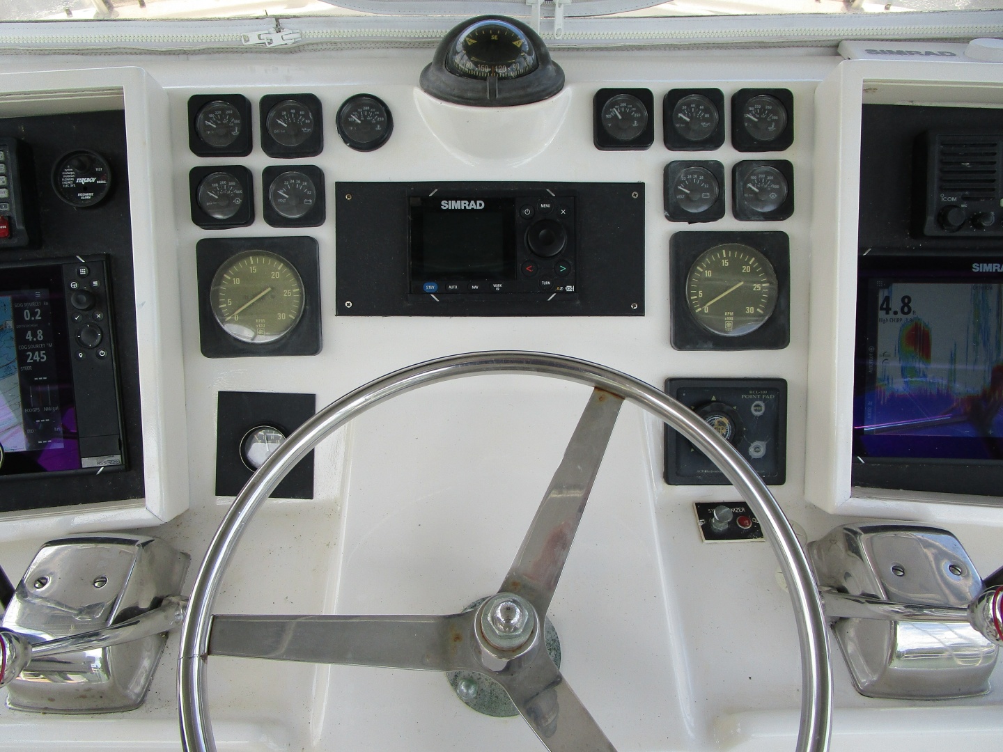 THIS OLD HATT 53ft Hatteras Yacht For Sale
