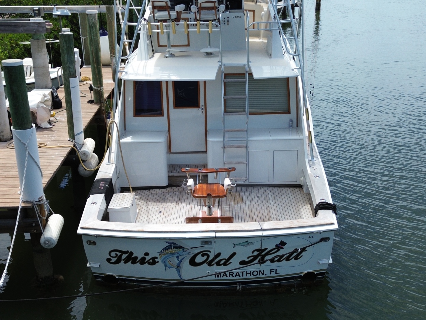 THIS OLD HATT 53ft Hatteras Yacht For Sale