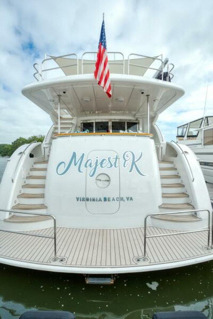 MAJESTIK 80ft Hatteras Yacht For Sale