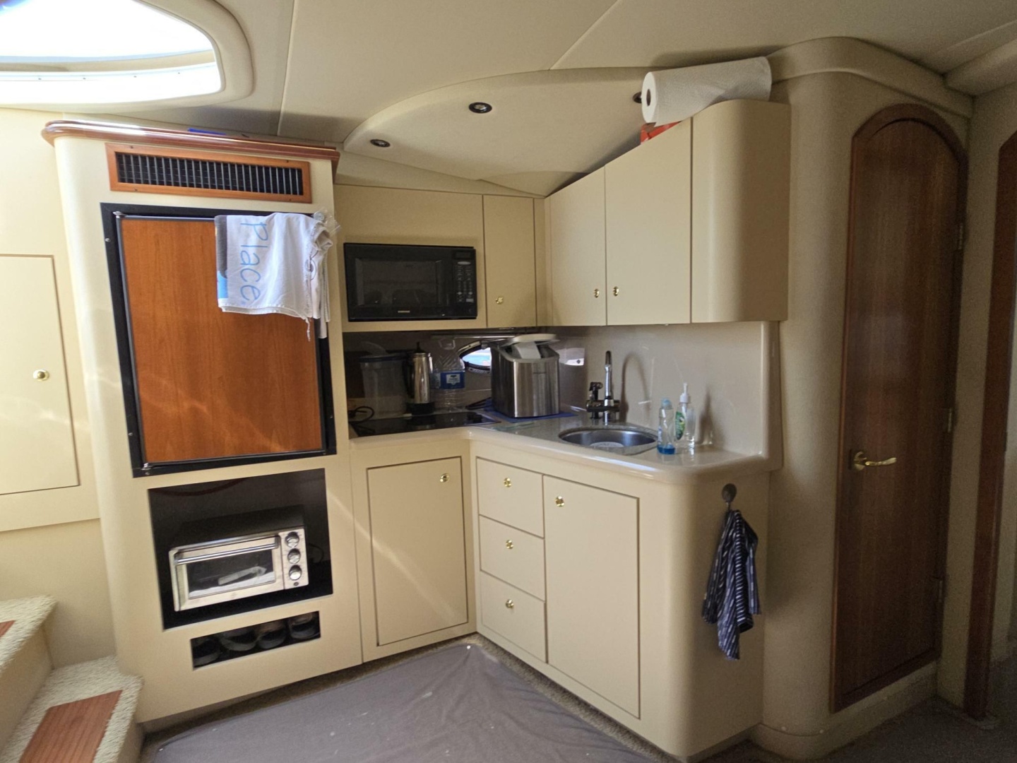 35ft Cruisers Yachts Yacht For Sale