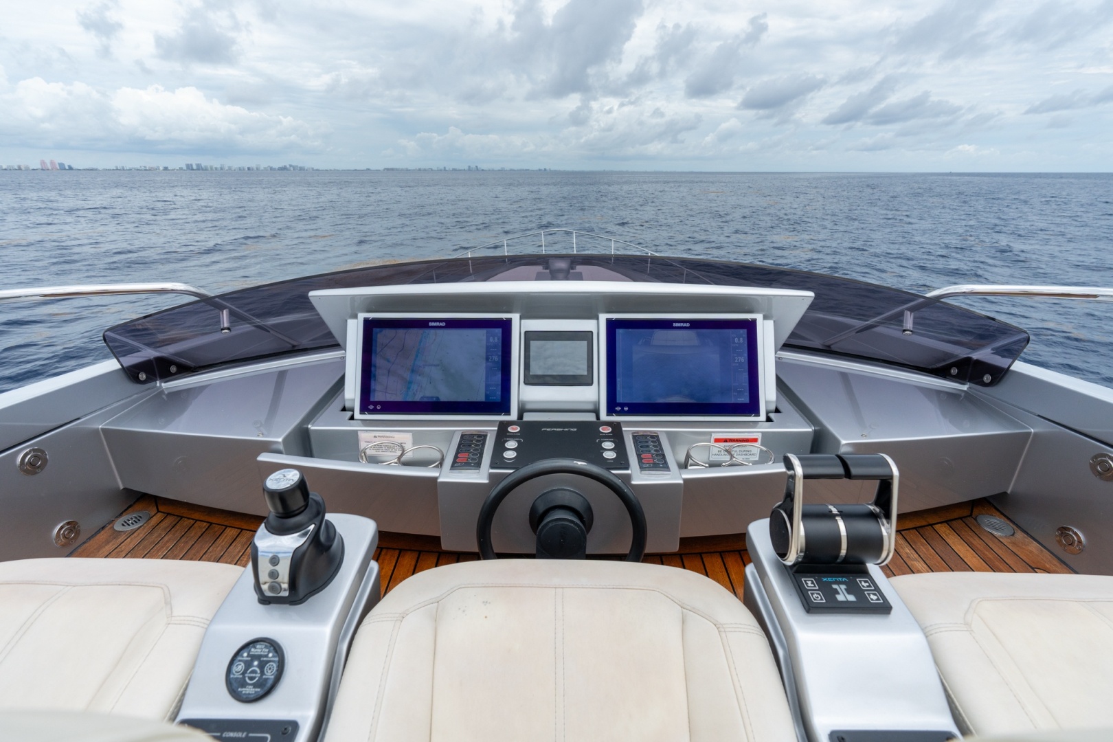 2020 Pershing 8X