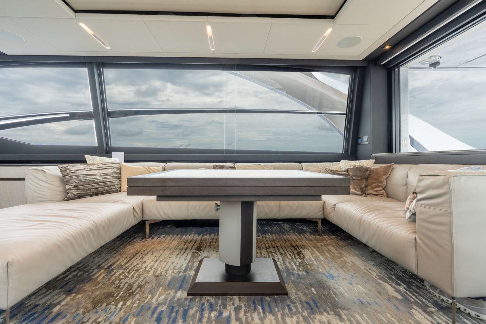 83ft Pershing Yacht For Sale