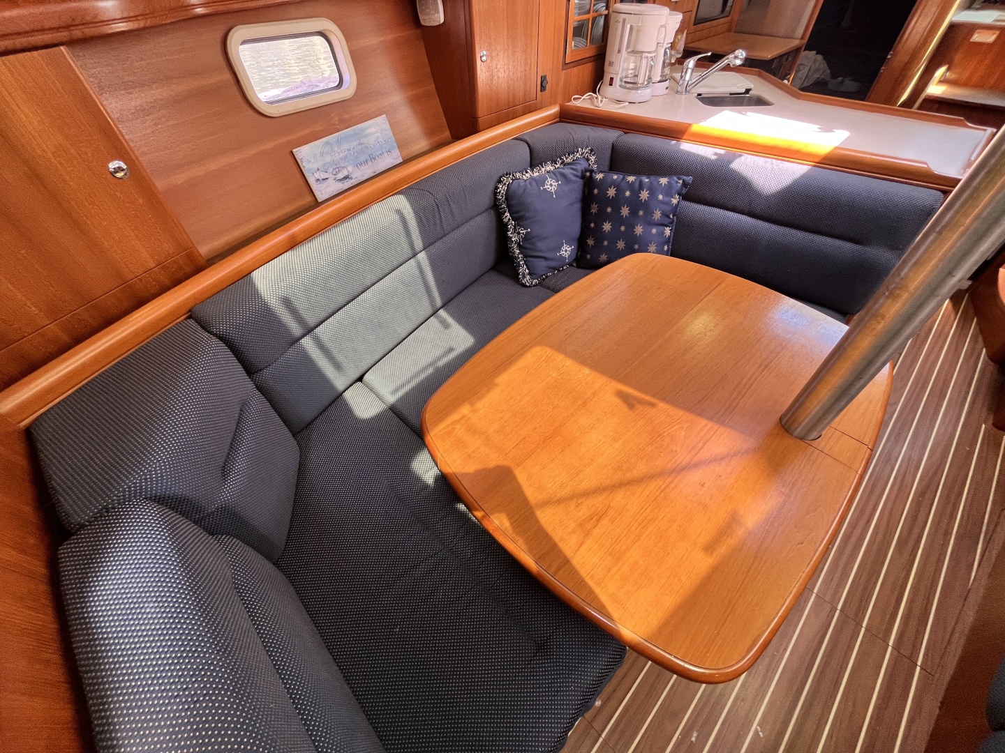 Laura Marie 36ft Hunter Yacht For Sale Laura Marie 36ft Hunter Yacht For Sale