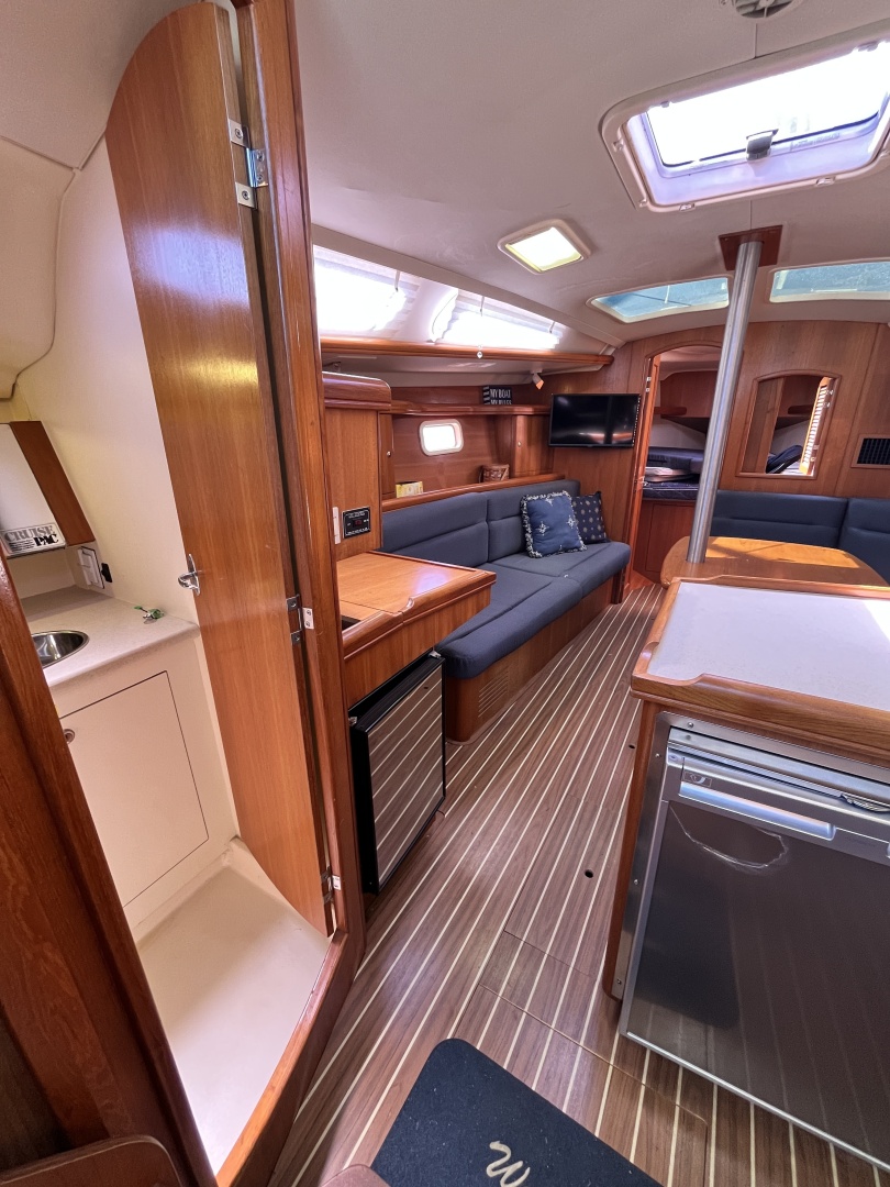2006 Hunter 36