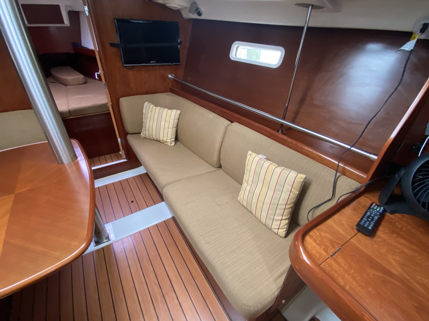 Excalibur 37ft Beneteau Yacht For Sale