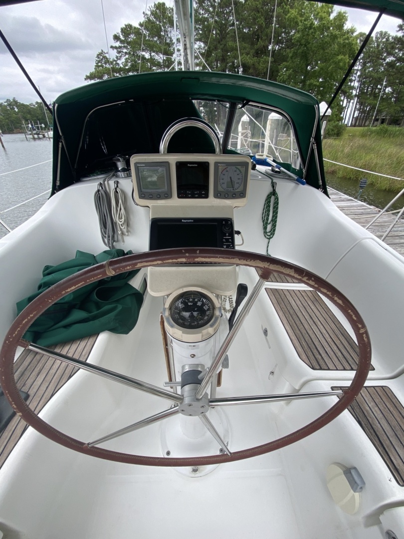 Excalibur 37ft Beneteau Yacht For Sale