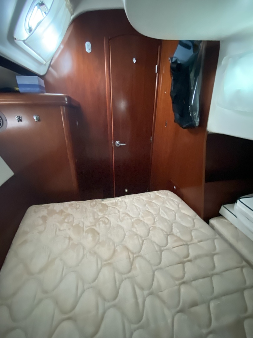 Excalibur 37ft Beneteau Yacht For Sale