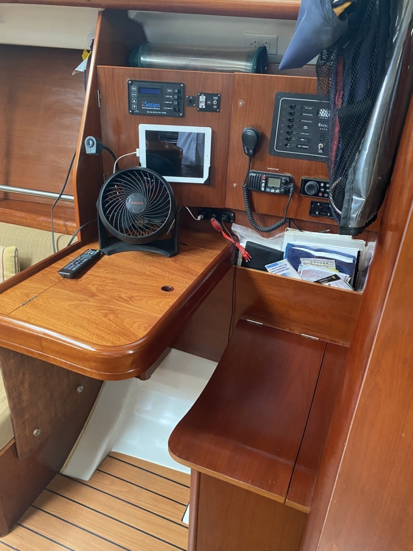 Excalibur 37ft Beneteau Yacht For Sale