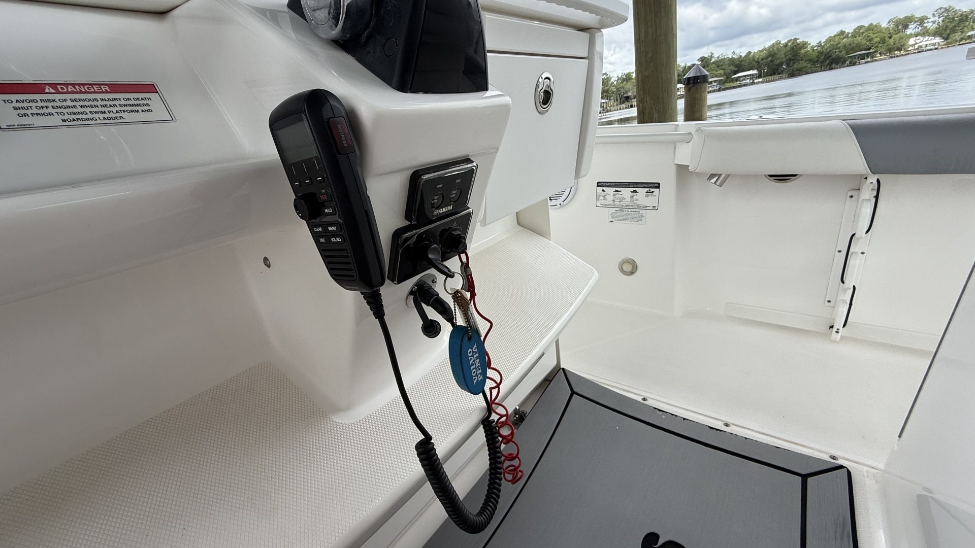 29ft Everglades Yacht For Sale 29ft Everglades Yacht For Sale